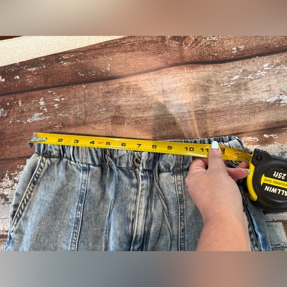 Kensie Blue Relaxed Soft Chambray like Jeans with Vintage Faded Look - Picture 11 of 11